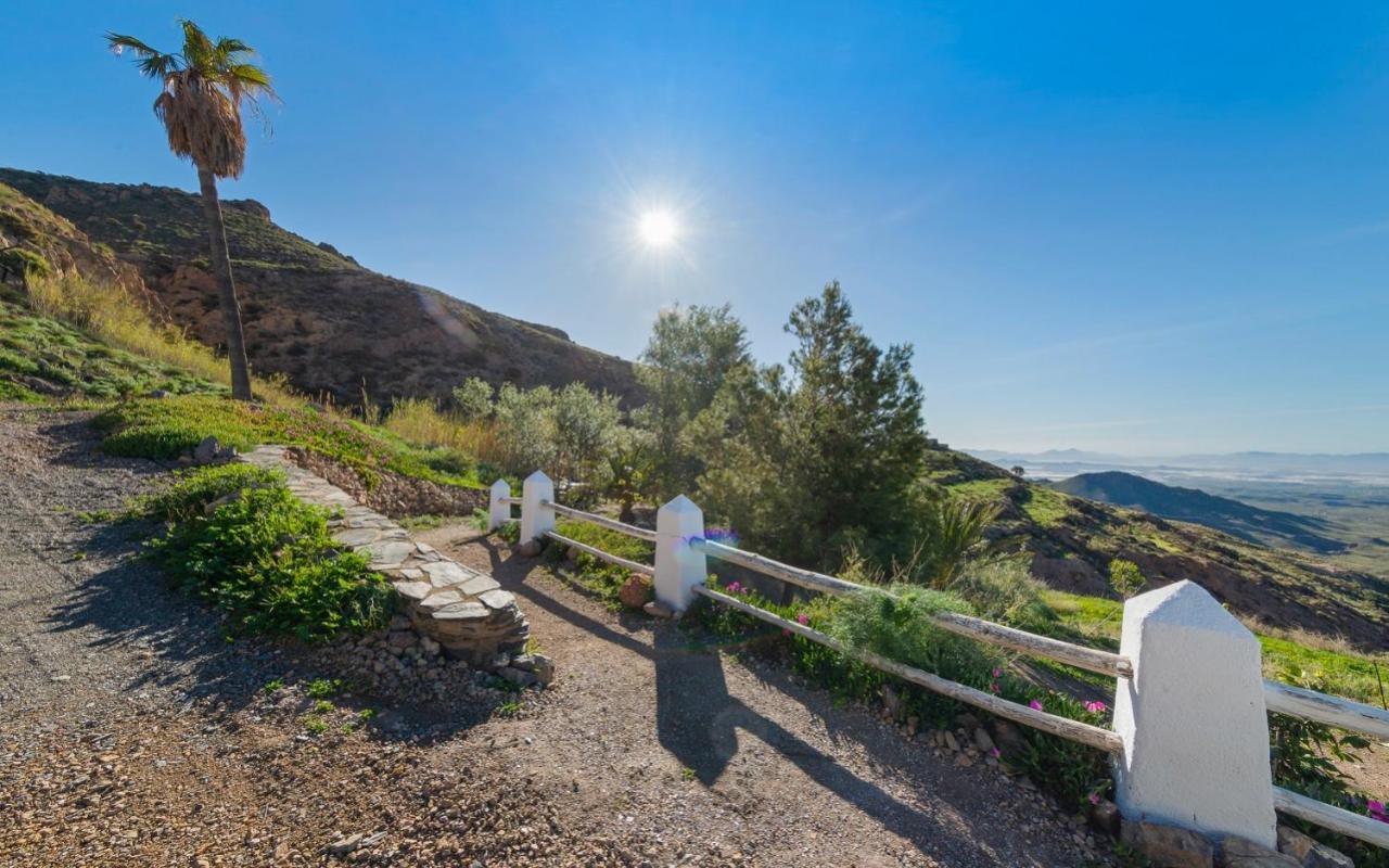 Níjar Cortijo El Albaricoque De La Sierra - Finca De 75 Hectareas ! מראה חיצוני תמונה
